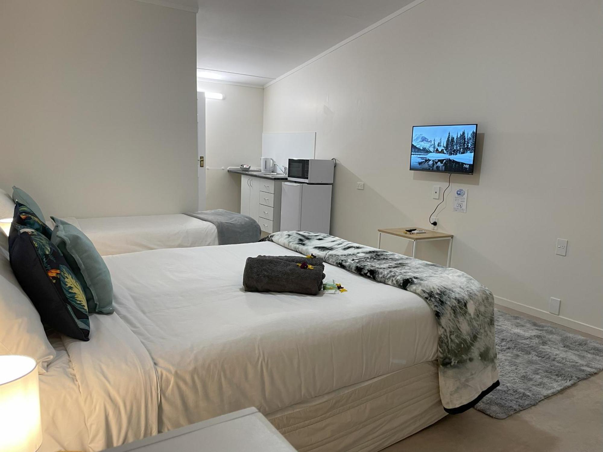Tirau Motor Inn מראה חיצוני תמונה